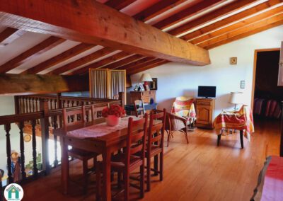 Belle maison de 138 m² sur 1500 m² de terrain avec double garage de 112 m²