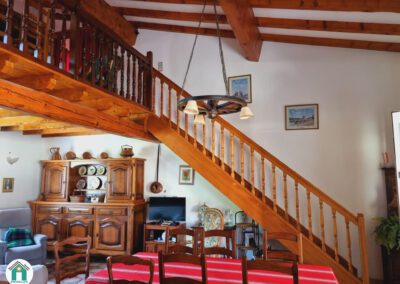 Belle maison de 138 m² sur 1500 m² de terrain avec double garage de 112 m²