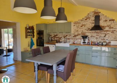 Villa avec piscine et jardin