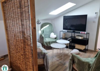 Villa avec piscine et jardin