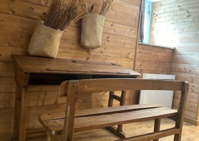 Magnifique ancien moulin en pierre avec dépendances