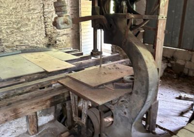 Magnifique ancien moulin en pierre avec dépendances