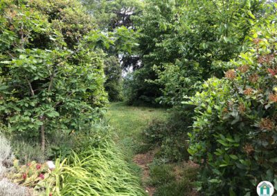 Belle propriété en pierre avec terrain et source