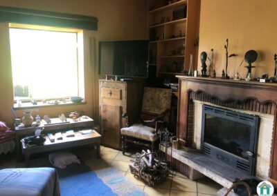 Belle propriété en pierre avec terrain et source