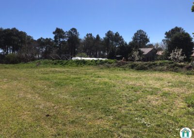Joli terrain constructible de 863 m²