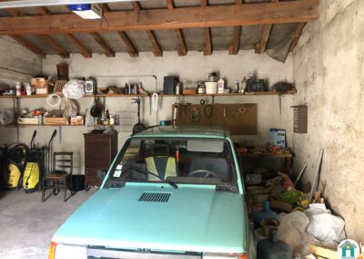 Jolie maison avec extérieur et garage