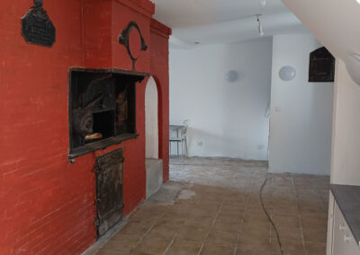 Appartement à terminer avec terrasse et balcon