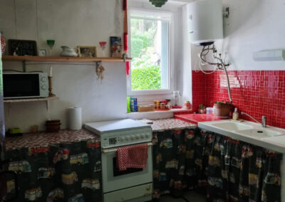 Belle maison en pierres avec dépendance, garage et extérieur