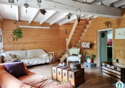 Belle maison en pierres avec dépendance, garage et extérieur