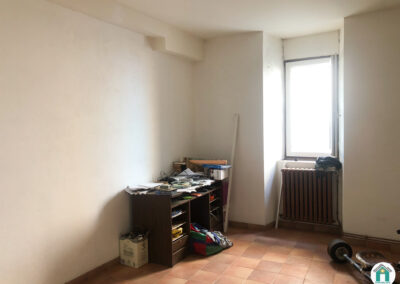 Ancienne maison de Maître de 183 m² avec jardin