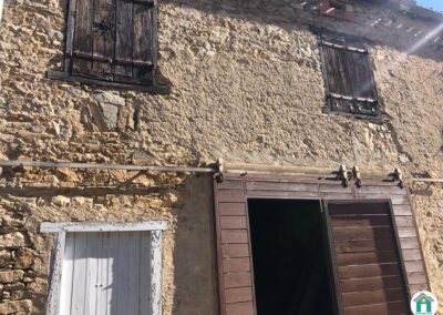 Maison de village avec grange et potager